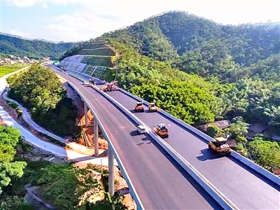 依家网||粤西两条高速公路预计国庆前通车 环保施工打造风光长廊