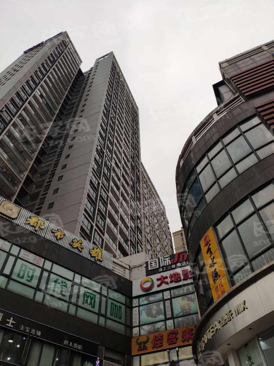 唐人街 电梯 精装公寓 中层 首付6万 大润发对面双学区