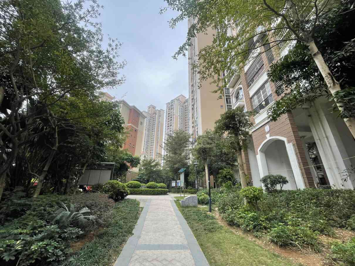 龙光普罗旺斯向日葵庄园