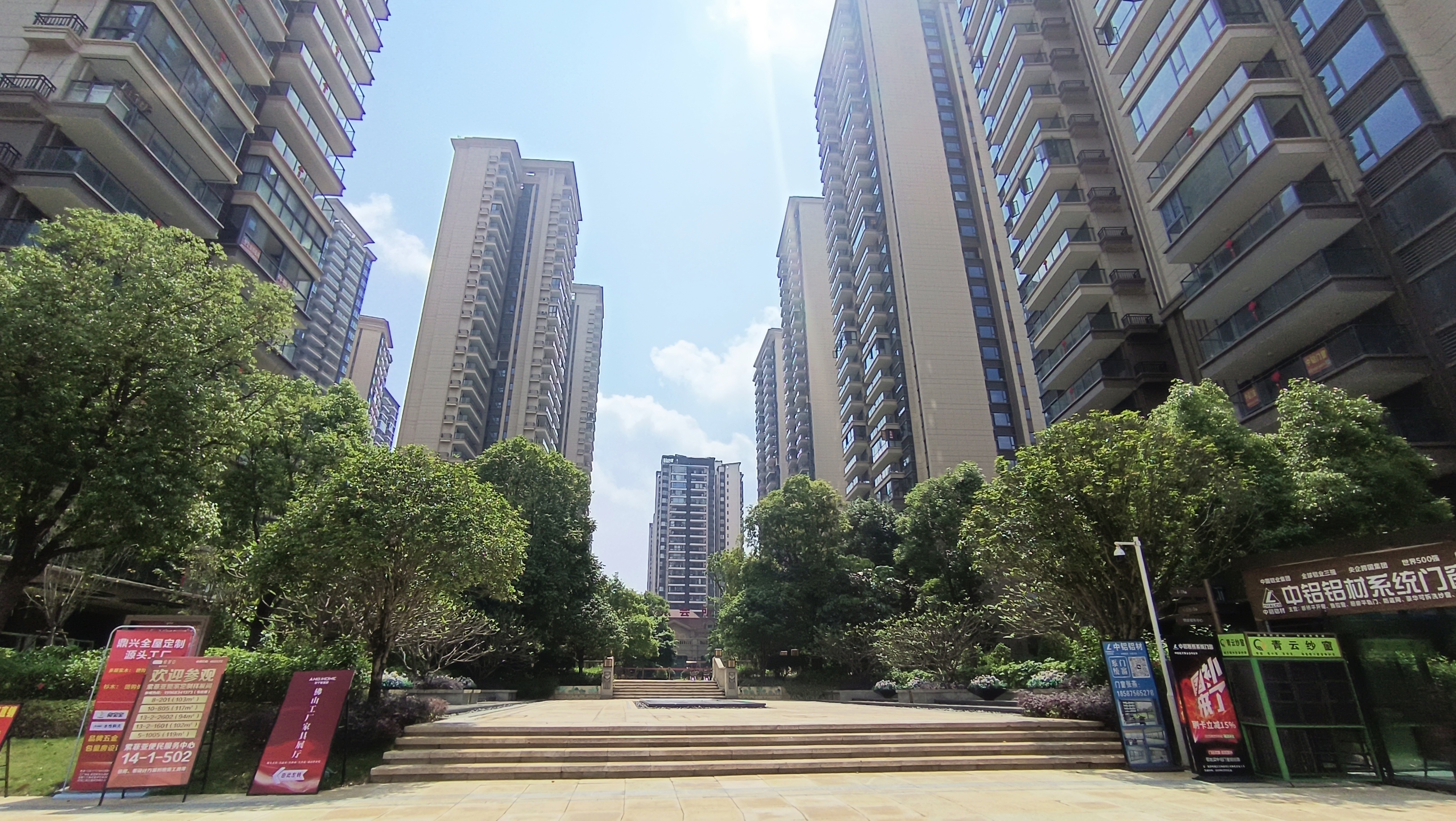 南宁恒大御府三中,地铁口 小区
